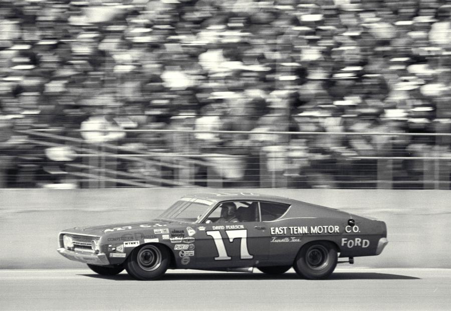  Ford Torino NASCAR Race Car 1968 года  (фото 3 из 3)